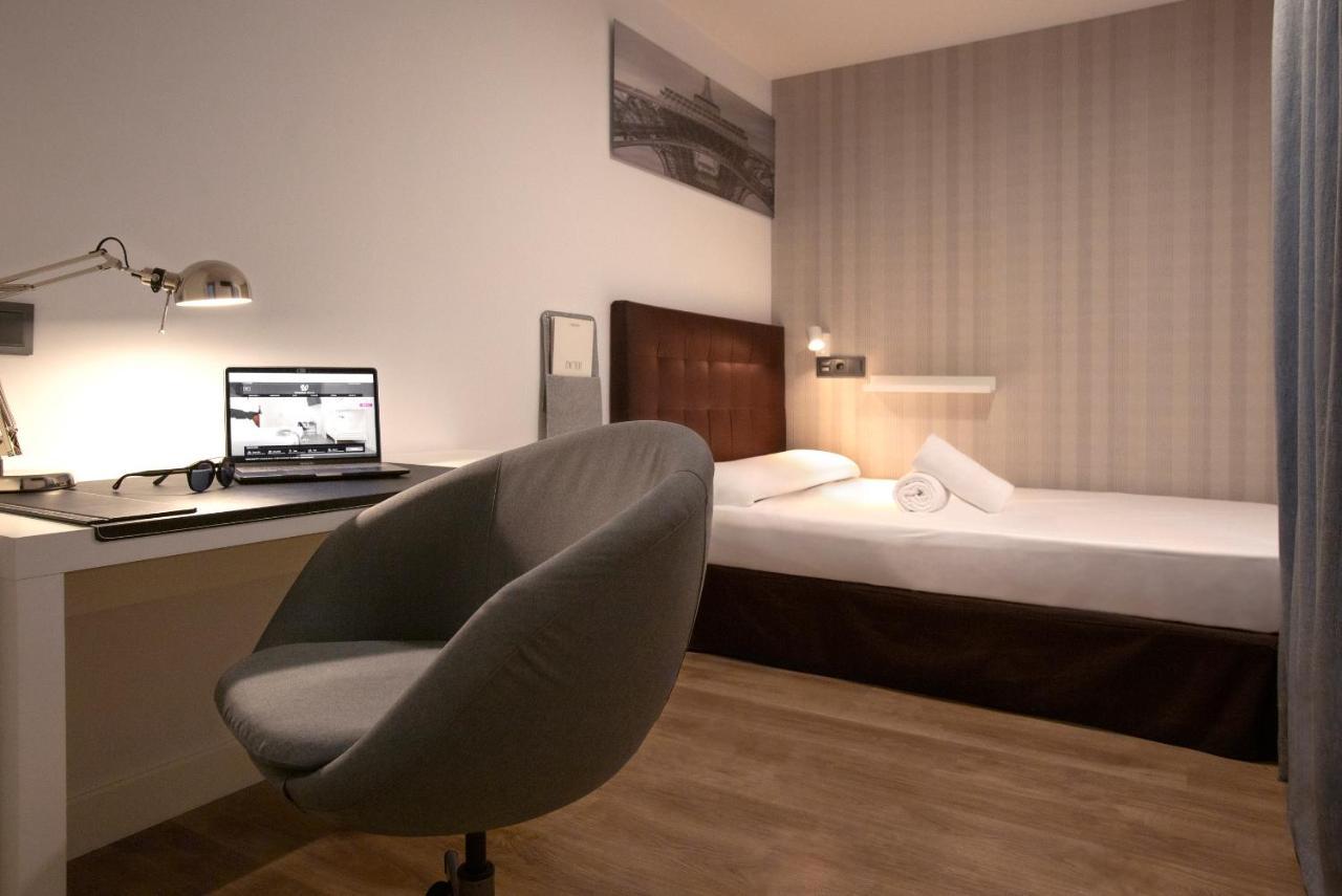 Woohoo Rooms Hortaleza Madrid Extérieur photo